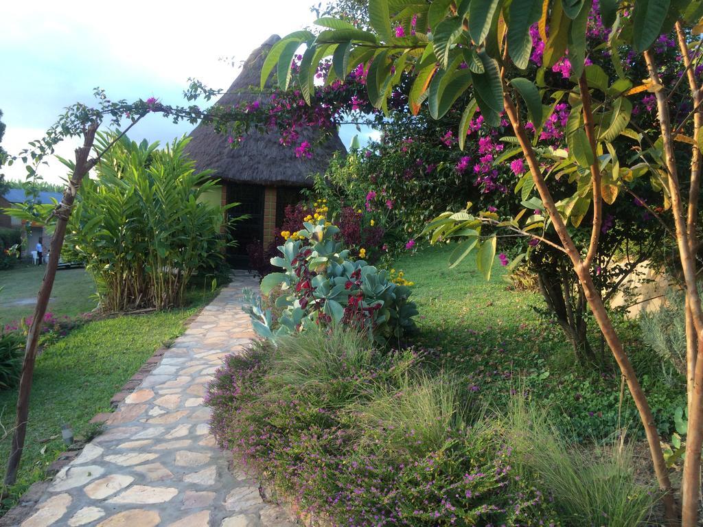 Nyore Hillside Retreat Mbarara Eksteriør bilde