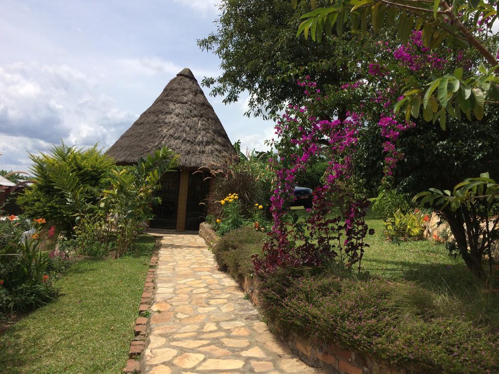 Nyore Hillside Retreat Mbarara Eksteriør bilde