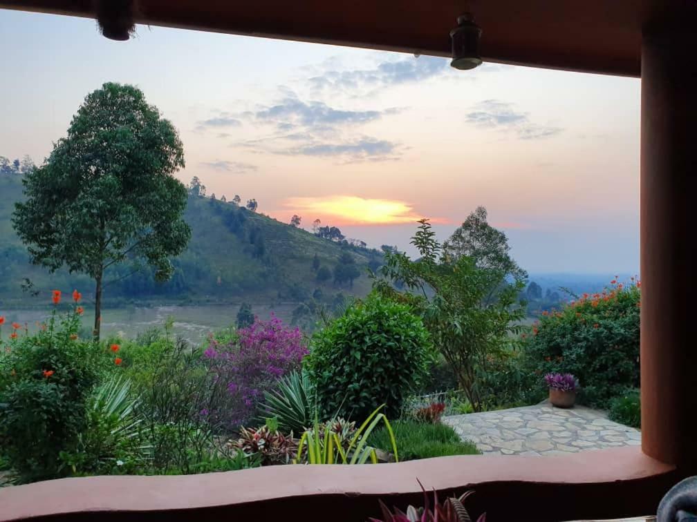 Nyore Hillside Retreat Mbarara Eksteriør bilde